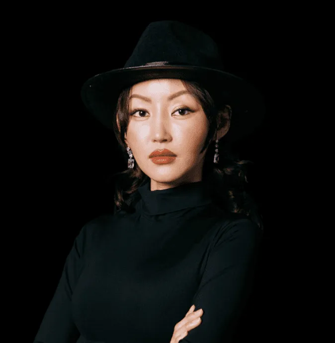 Yeonmi Park height comparison against average Korean woman